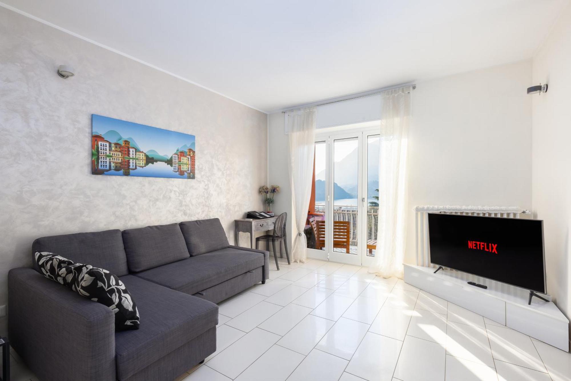 TERRAZZA SUL LAGO - Open Space e Netflix Lecco Exterior foto